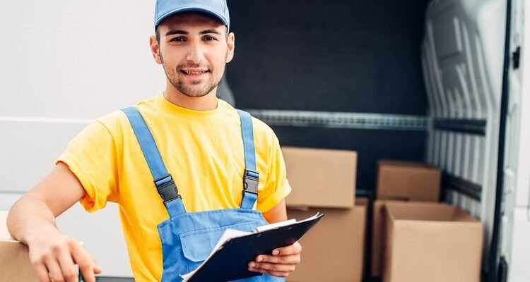 Експедитор: що робить і чому важливий у сфері логістики України