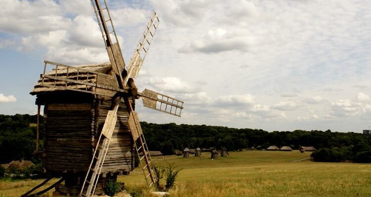 Хто такий мірошник: ролі та обов’язки майстра стародавньої професії