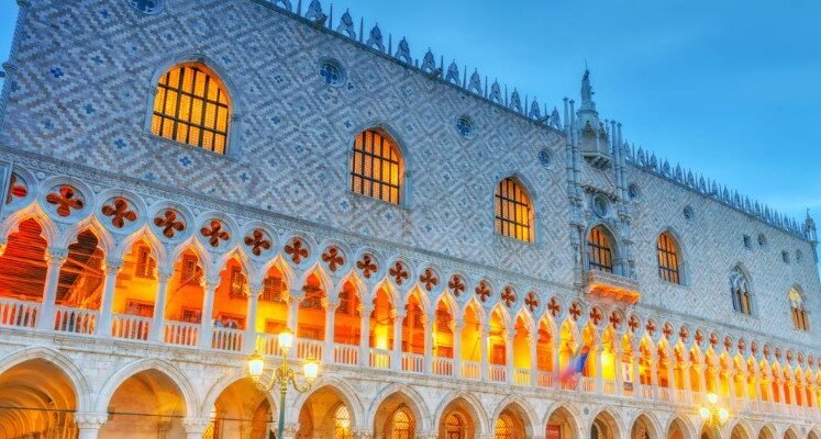 Палацова цивілізація: історія, розвиток та вплив на сучасність