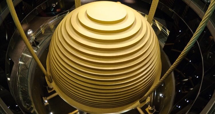 Що таке демпфер та як він впливає на ефективність автомобіля?