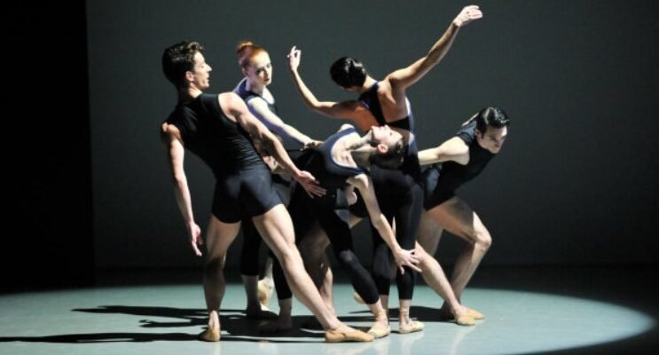 Хореографія: визначення, значення та ключові елементи мистецтва