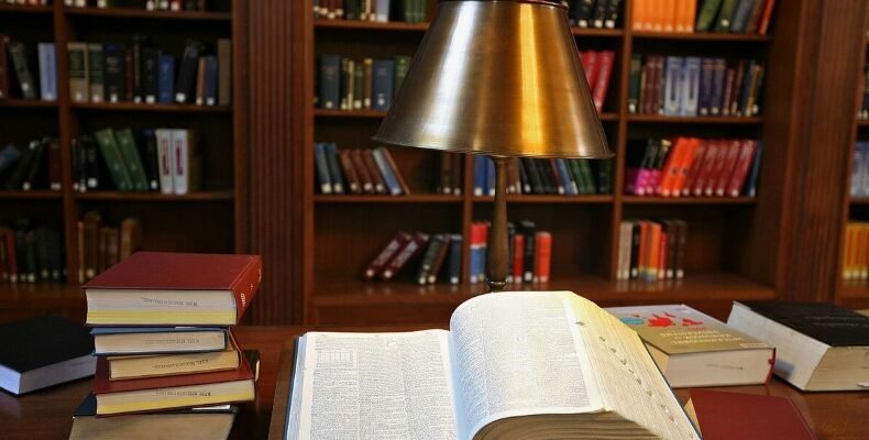 Що таке контекст: визначення, значення та його роль у спілкуванні