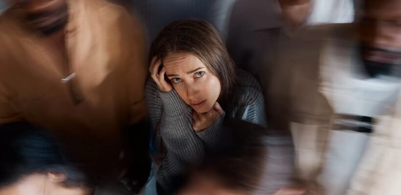 “Що таке панічні атаки: причини виникнення та як їх розпізнати”