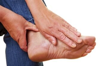 Подагра: основні причини, симптоми та ефективні методи лікування