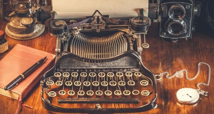 Зрозуміло, що таке пролог: визначення, особливості та застосування