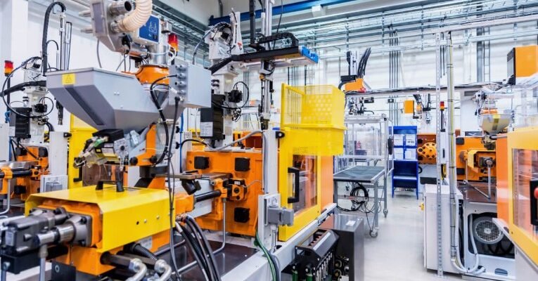 Що таке спеціалізація виробництва: визначення, приклади та переваги