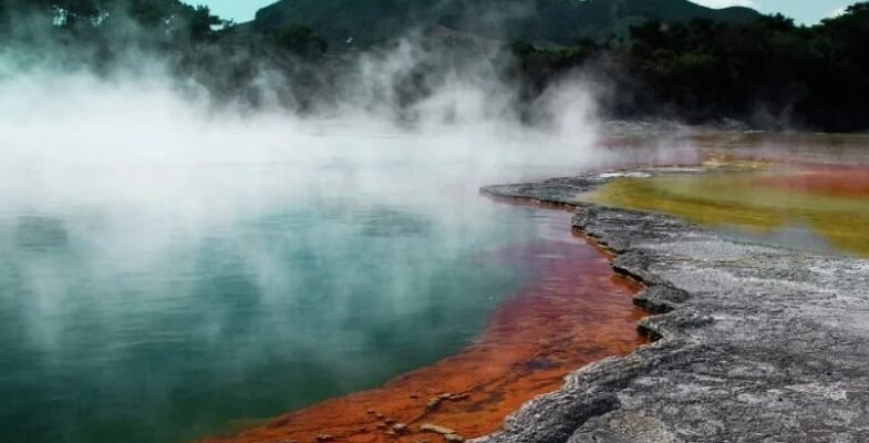 Термальні води: Властивості, користь та області застосування для здоров’я Термальні води: Властивості, користь та області застосування для здоров’я