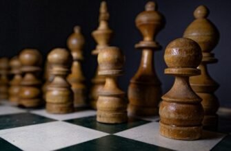 Цугцванг: Вплив критичних рішень на шахову стратегію та перемогу