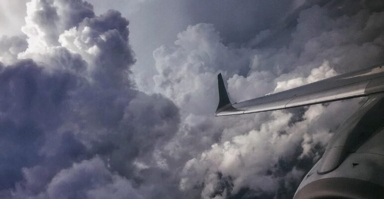 Розуміння турбулентності: що це таке і як вона впливає на політ