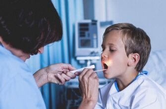 Дифтерія: Симптоми, шляхи зараження та методи профілактики