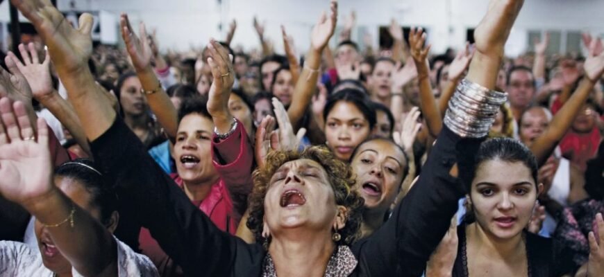 Фанатизм: визначення, причини та вплив на суспільство й культуру Фанатизм: визначення, причини та вплив на суспільство й культуру