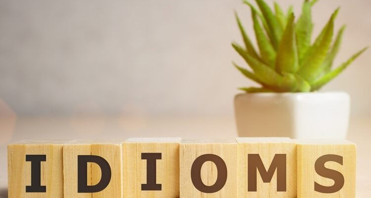Розуміння англійських ідіом: що це і як їх правильно використовувати