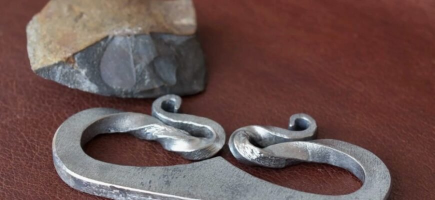 Кресало: історія, функції та як обрати найкраще для виживання