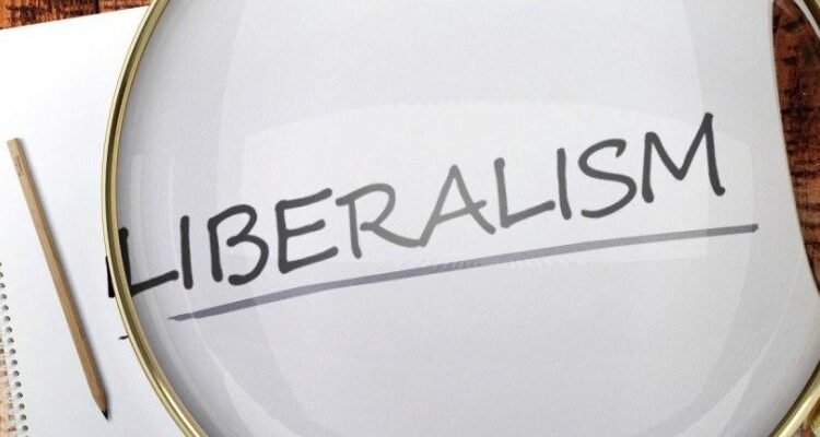 Лібералізм: Основні принципи, історія та вплив на суспільство