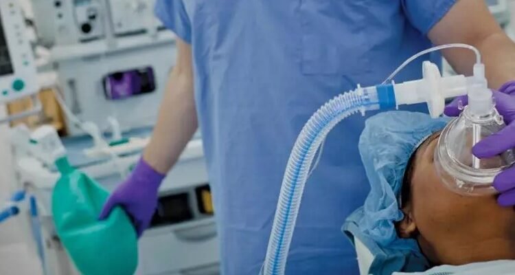 Медикаментозний сон: що це таке, як працює та коли застосовується?