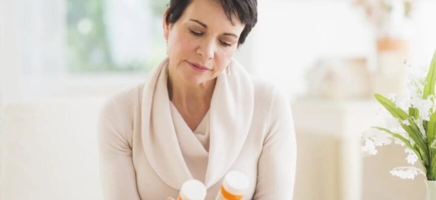 Менопауза: Що Це Таке та Як Вона Впливає на Жіноче Здоров’я