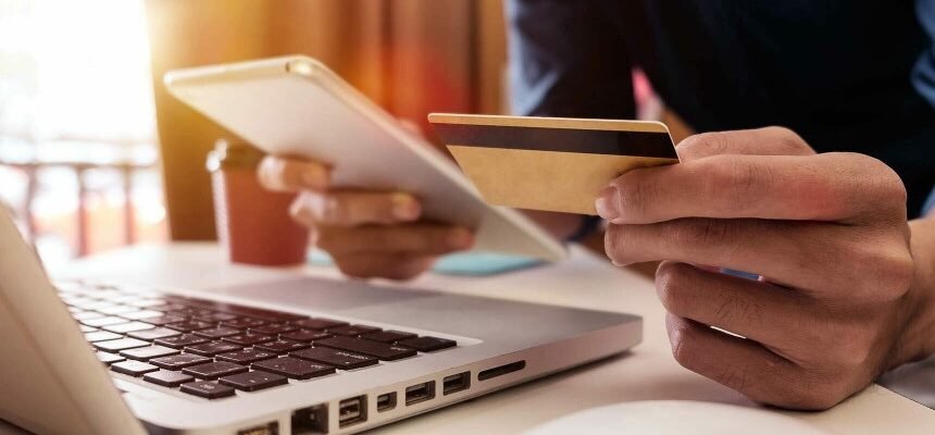 Обов’язковий платіж: що це таке і як впливає на ваш бюджет?