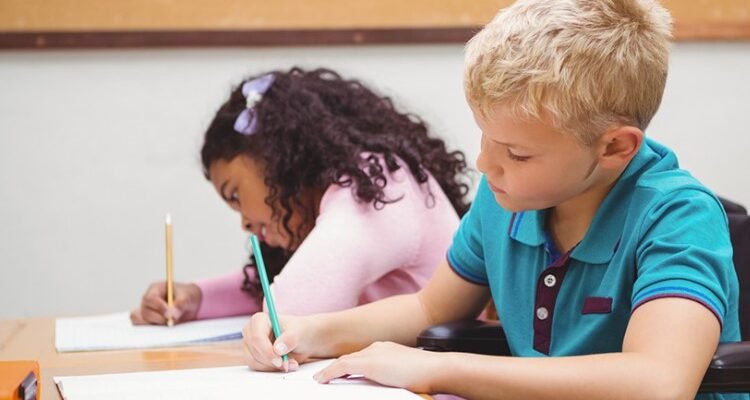 Освіта: Визначення, Значення та Вплив на Розвиток Людини