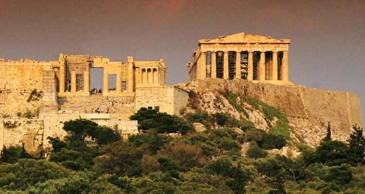 Парфенон: Історія, архітектура та значення храму в Стародавній Греції