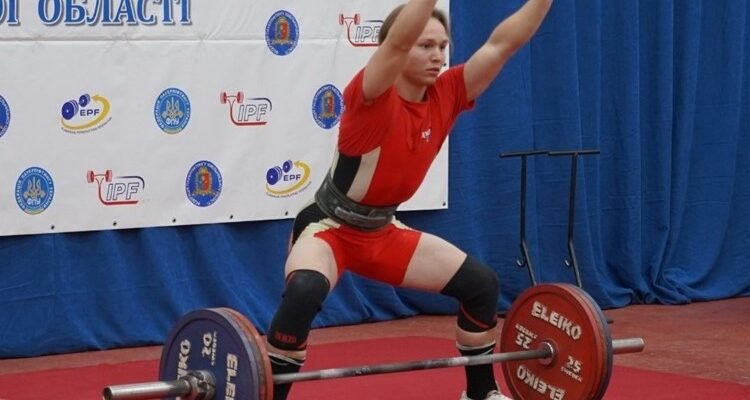 Пауерліфтинг: Відкрийте Потужний Світ Силового Триборства та Його Основи