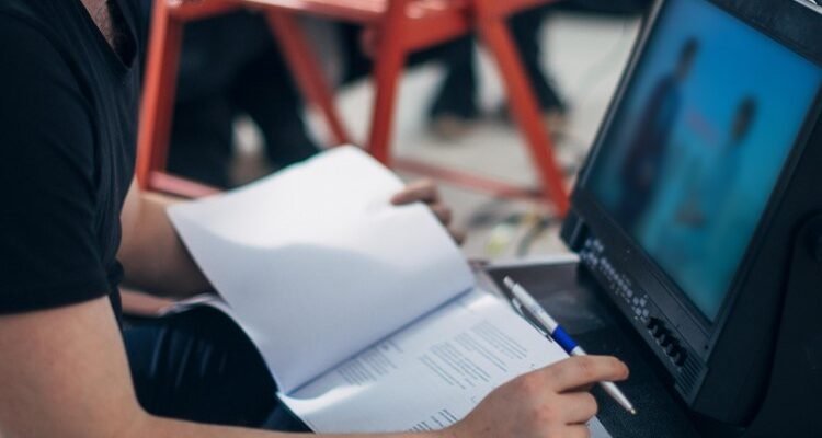 Що таке сценарій: докладний розбір поняття та його особливості застосування Що таке сценарій: докладний розбір поняття та його особливості застосування