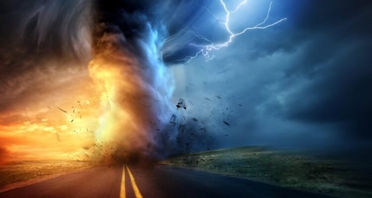 Що таке торнадо: причини виникнення та небезпека природного явища